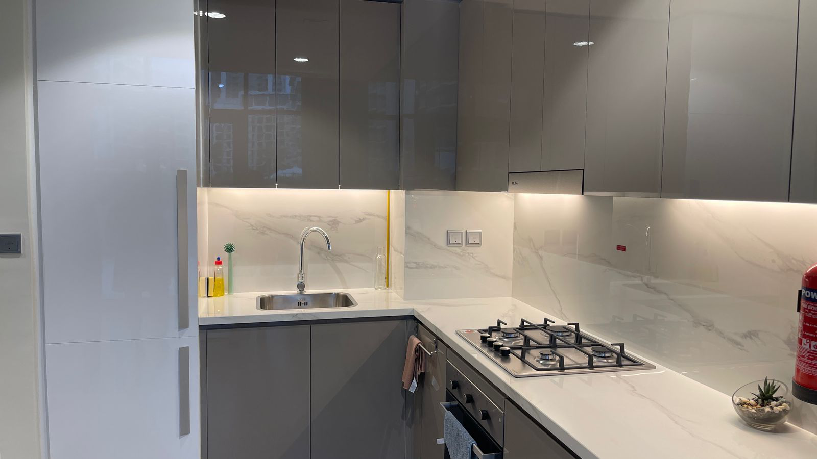 40436b0a-b1fa-42bb-b5a8-d87cd2f054a7